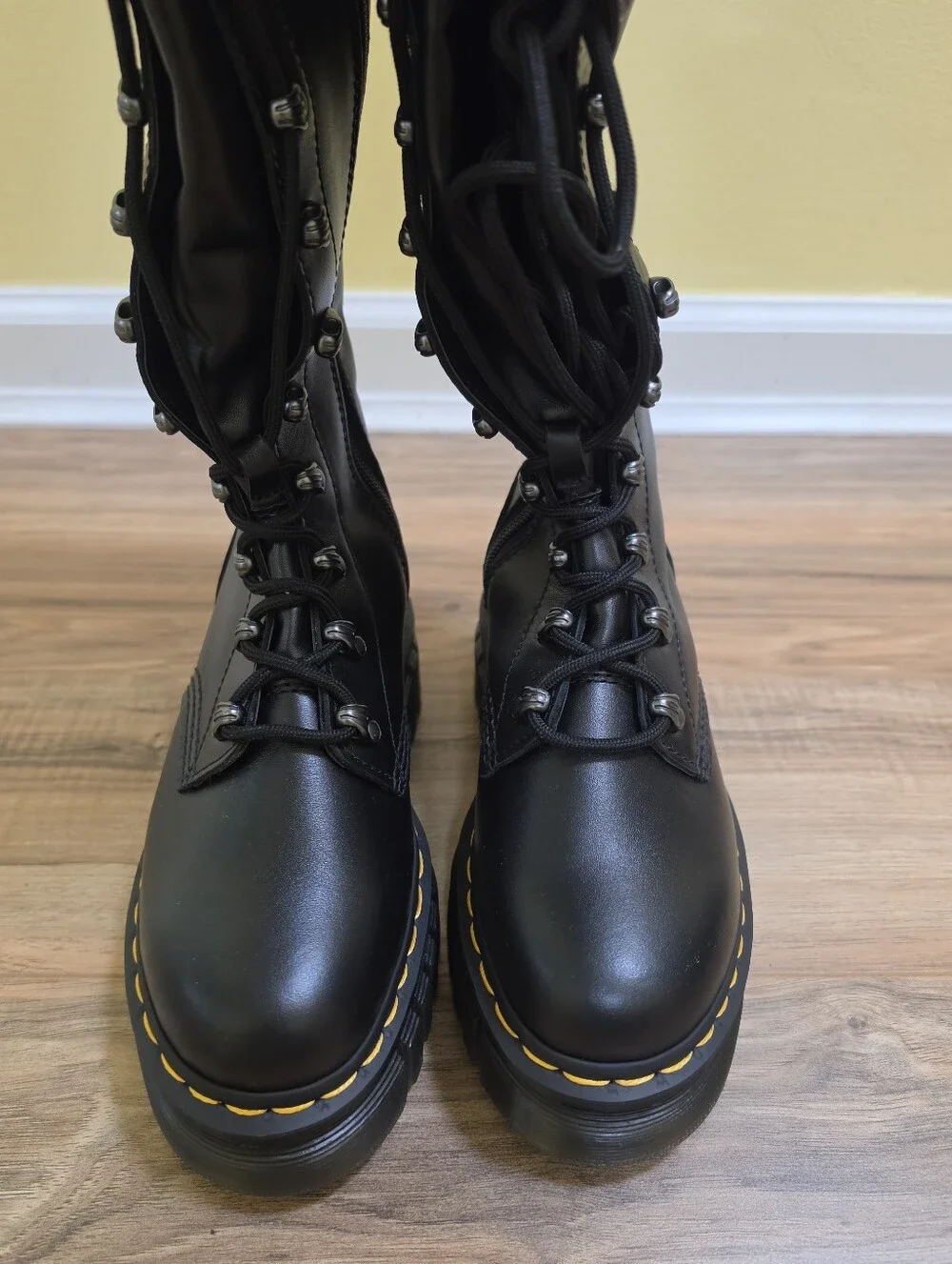NEW DR. MARTENS AUDRICK 22-EYE EXTREME LACE KNEE HIGH PLATFORM BOTOS